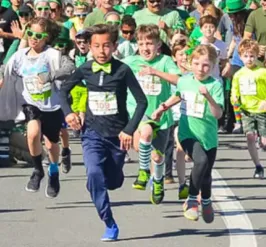 kids running in green